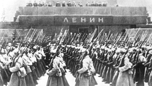 День проведения военного парада на Красной площади в 1941 году